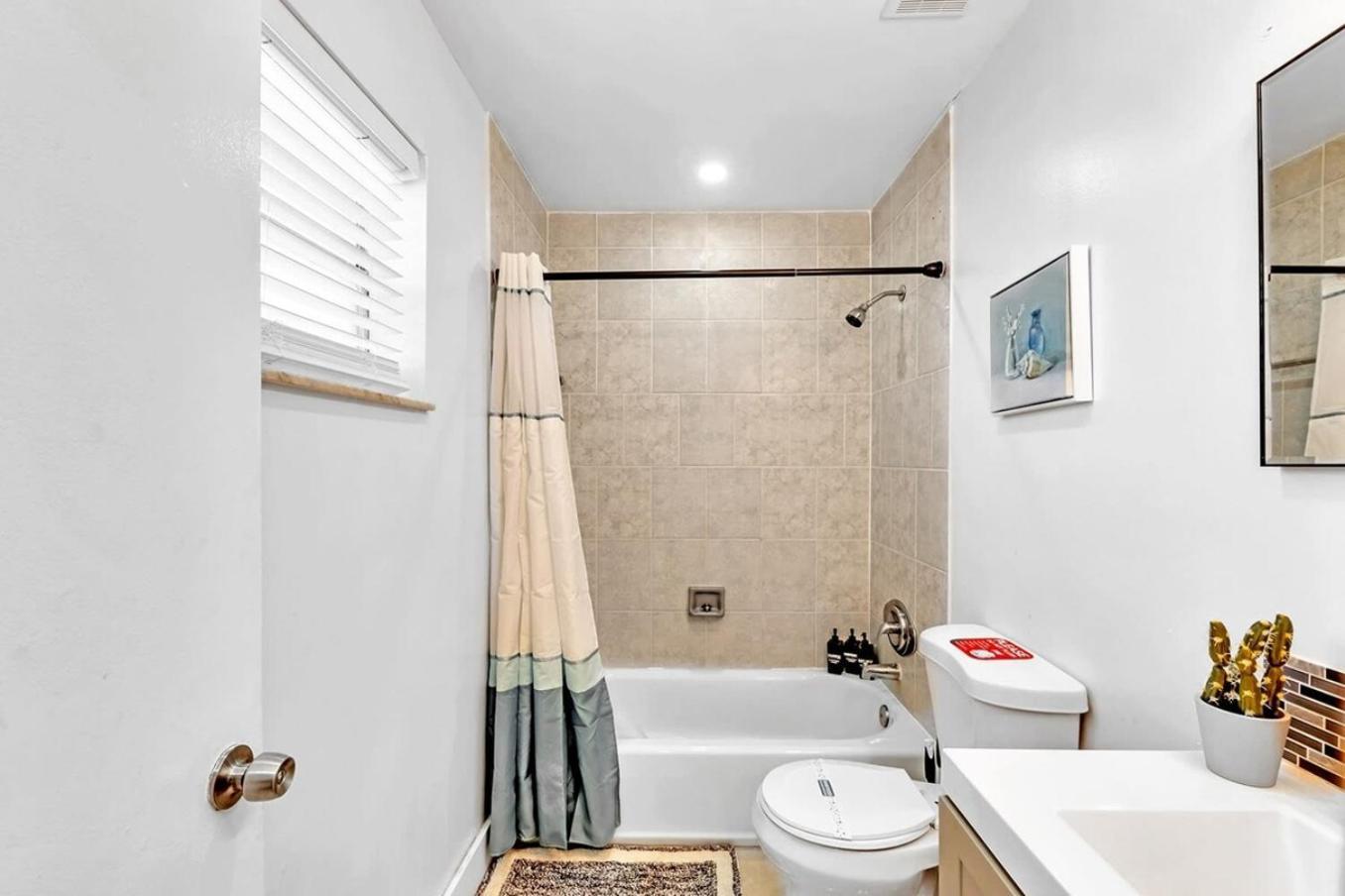 New 2 Bed Studio Close To Beach & Casino Ha04 هوليوود المظهر الخارجي الصورة